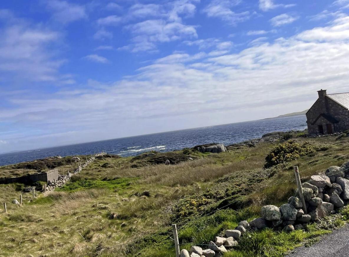 Lands End Cottage - Connemara Aughrus More 외부 사진