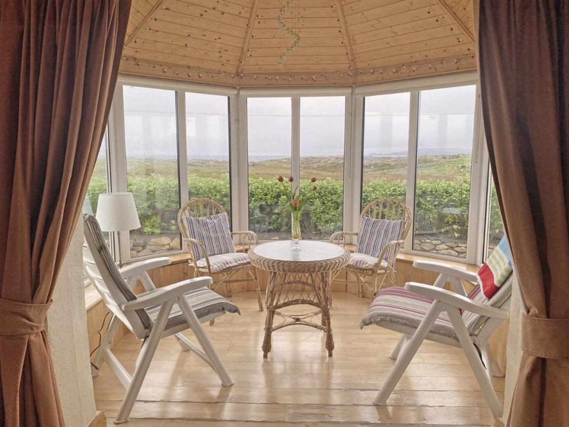 Lands End Cottage - Connemara Aughrus More 외부 사진